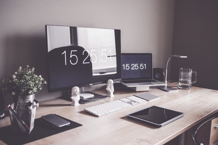 80 Best-Of Adobe Illustrator Tutorials, Brushes, .EPSs and Resources