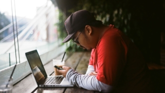 The truth about digital nomads (and working from the beach)