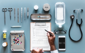 Why healthcare providers switch to electronic health record forms Why healthcare providers switch to electronic health record forms