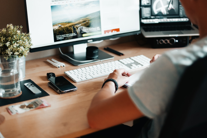 How to register a domain name