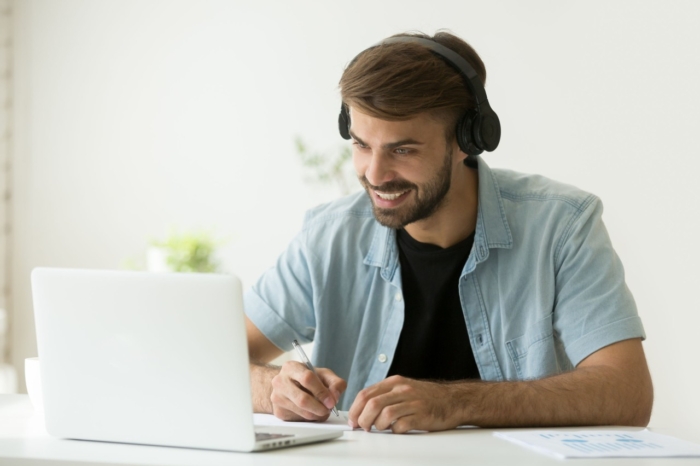Online learning software to upskill your employees