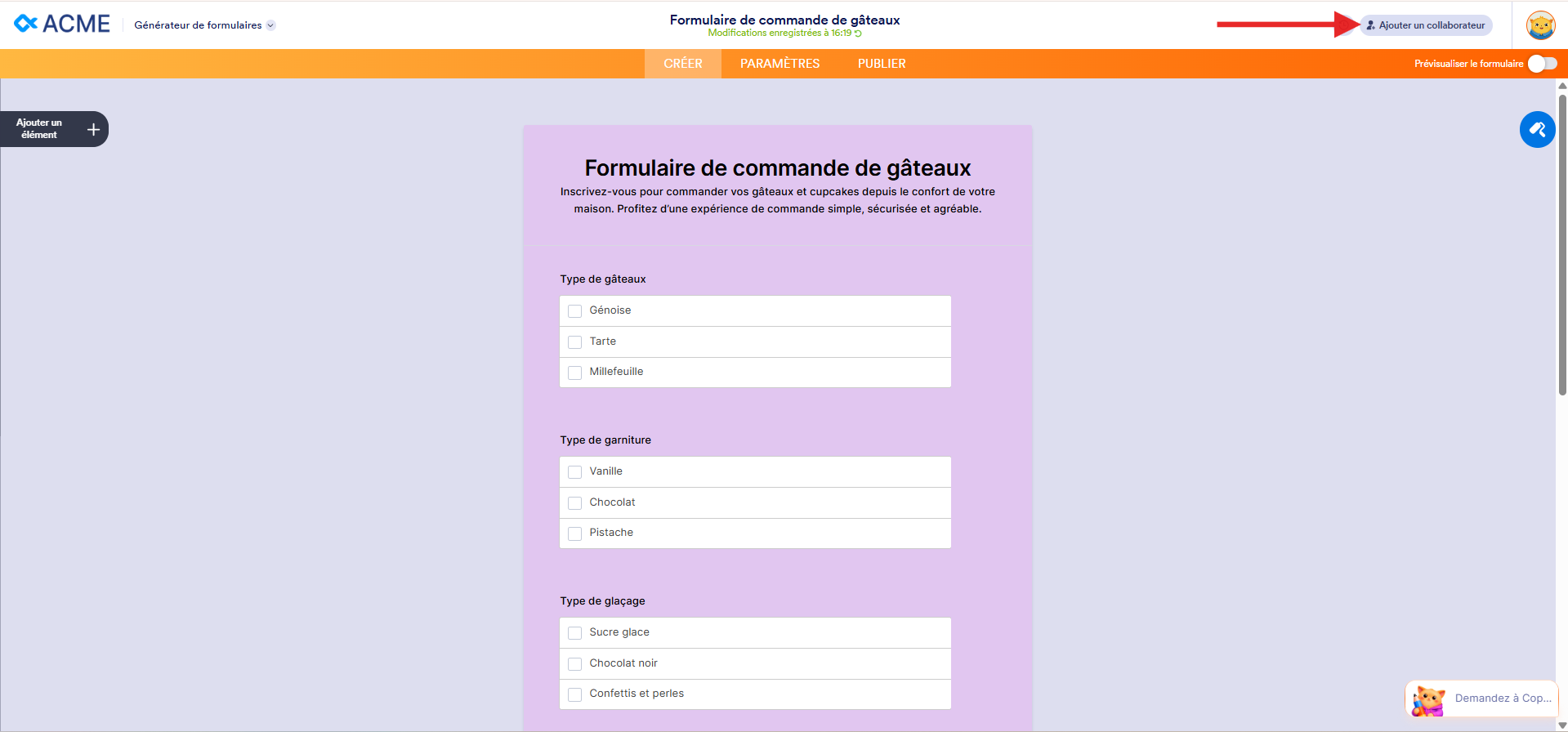 Capture d'écran d'un formulaire de commande de gâteaux dans le Générateur de formulaires Jotform Entreprise avec une flèche vers Ajouter un collaborateur