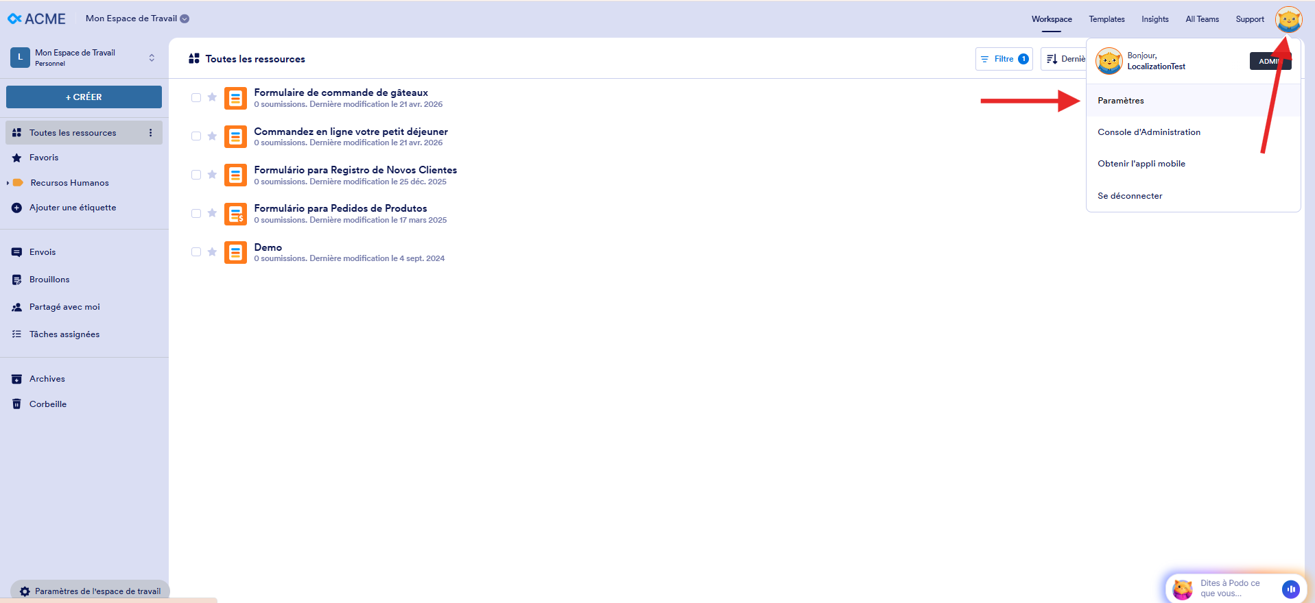 Capture d'écran de la page Mon Espace de Travail Jotform Entreprise avec une flèche vers l'avatar et une autre vers Paramètres dans le menu qui s'est ouvert