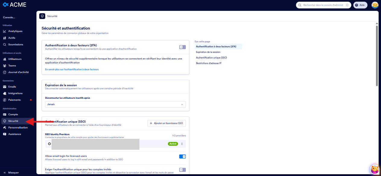 Capture d'écran de la page Sécurité et authentification dans la console d'administration dans Jotform Entreprise avec une flèche vers Sécurité dans le volet de gauche