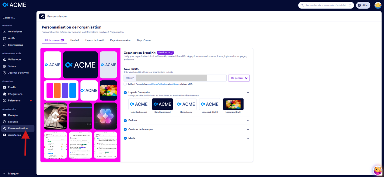 Capture d'écran de la page personnalisation de l'organisation dans la console d'administration dans Jotform Entreprise avec une flèche vers Personnalisation dans le volet de gauche