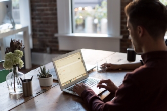 How to improve your e-commerce customer retention How to improve your e-commerce customer retention