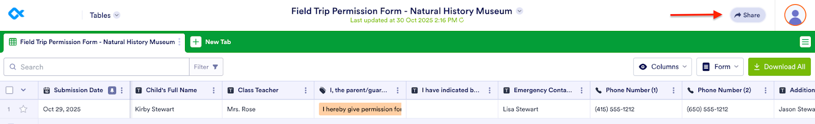 Clicking on the Share button on Jotform Tables