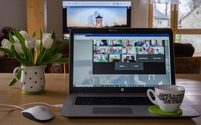 How to operate a virtual summer camp