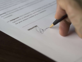 How to create an electronic signature How to create an electronic signature