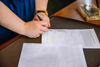 How to add a signature in SurveyMonkey How to add a signature in SurveyMonkey
