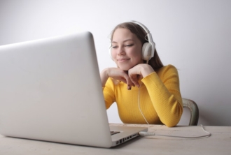 Webinar: How to use surveys and email marketing to gain key insights Webinar: How to use surveys and email marketing to gain key insights