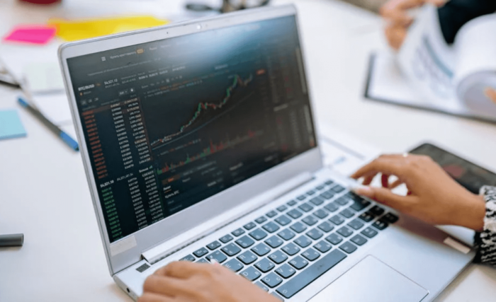 Apple and cryptocurrency payments: How to prepare your business