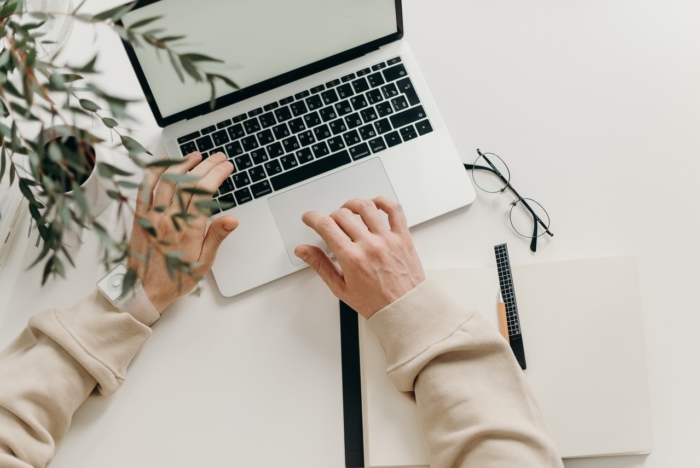 How to do email click tracking with forms