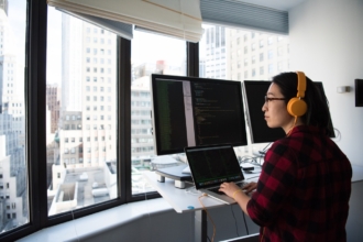 Dropbox Sign vs Docusign: Choosing the right e-signature tool Dropbox Sign vs Docusign: Choosing the right e-signature tool
