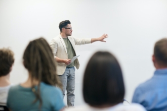 How to turn survey results into a great presentation How to turn survey results into a great presentation