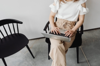 Pre-sales surveys: How to focus on your best leads Pre-sales surveys: How to focus on your best leads