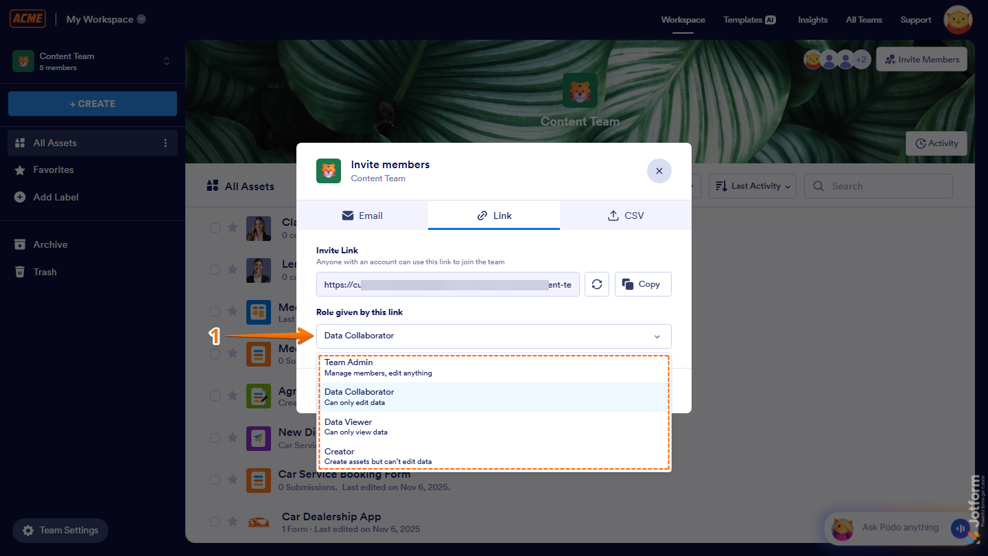 Invite Members Link tab showing Role Given by this Link dropdown in Jotform