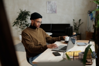 When to use focus groups vs surveys When to use focus groups vs surveys