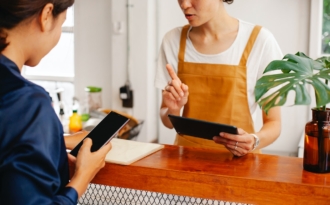 QR code vs barcode: What’s the difference? QR code vs barcode: What’s the difference?