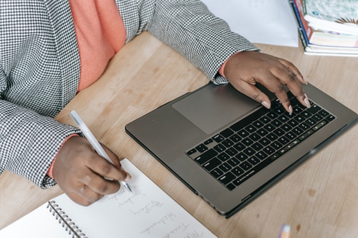 25 multiple-choice survey questions for effective surveys