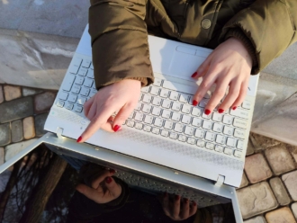 Wie man Persönlichkeitsquizze in Google Formulare erstellt Wie man Persönlichkeitsquizze in Google Formulare erstellt