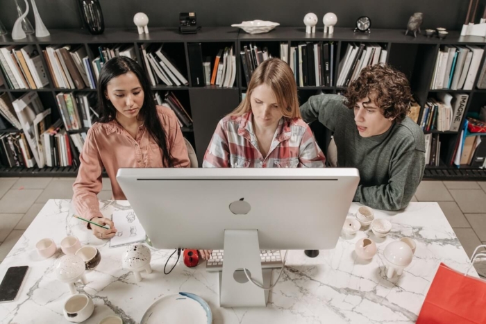 What’s the difference between a lead vs opportunity in Salesforce?