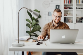 How to deactivate or delete a user in Salesforce How to deactivate or delete a user in Salesforce