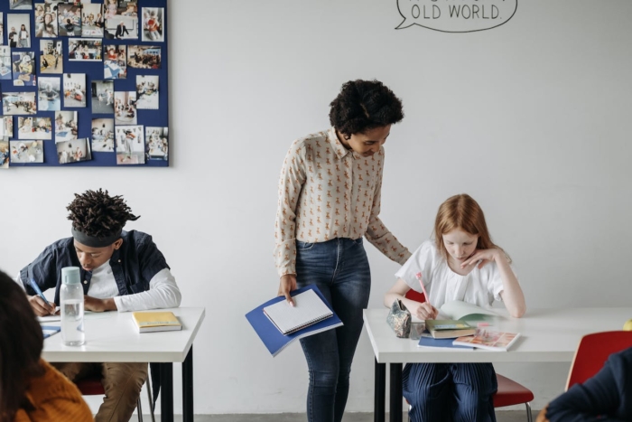 Quizizz vs Quizlet: A close-up look at 2 top quiz tools