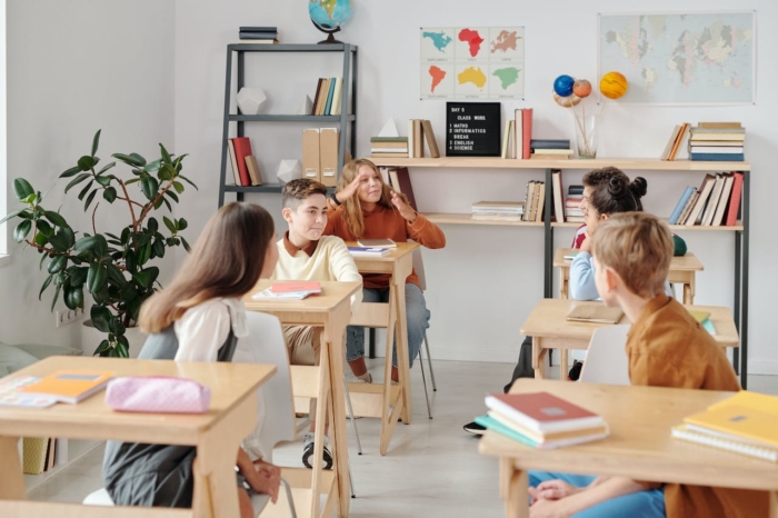 Quizlet vs Kahoot!: Ein vergleichender Leitfaden für Pädagogen