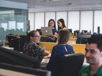 How to identify and meet customer needs How to identify and meet customer needs