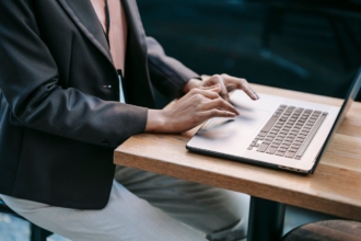 5 best Titan alternatives for Salesforce 5 best Titan alternatives for Salesforce