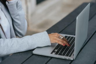 Follow-up questions: Key to improve job interviews, surveys, and sales Follow-up questions: Key to improve job interviews, surveys, and sales