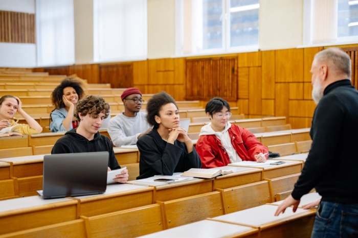 KI in der Bildung: Wird KI Lehrer ersetzen?