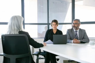 The pros and cons of AI in recruitment The pros and cons of AI in recruitment