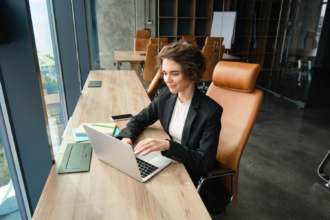Top 10 live chat software solutions in 2025 Top 10 live chat software solutions in 2025
