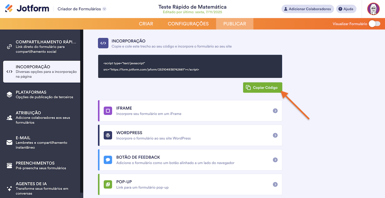 Captura de tela mostrando a seleção de um botão verde 'Copiar Código' em uma interface de usuário