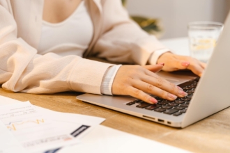 What to do when an access token expires in Salesforce What to do when an access token expires in Salesforce