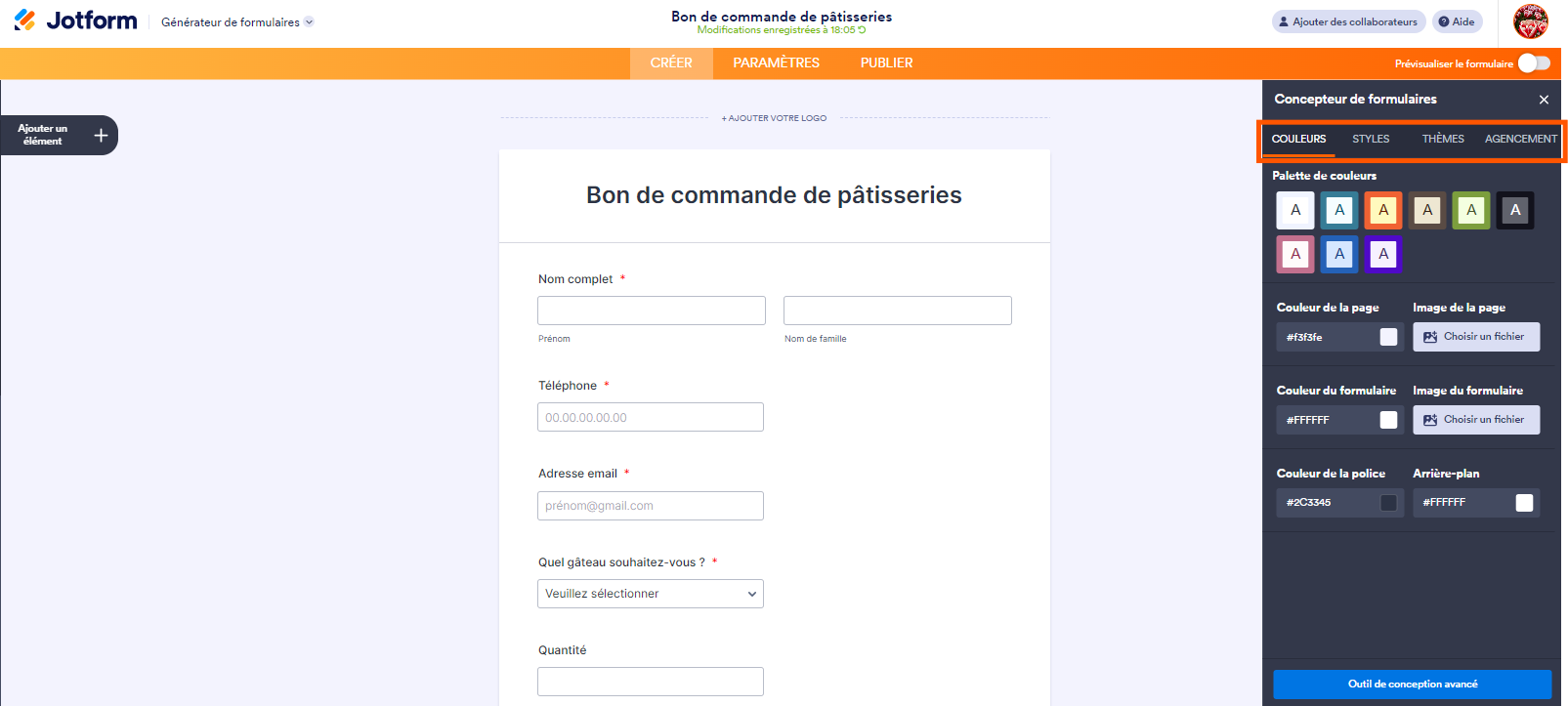 Capture d'écran du volet Concepteur de formulaires dans le Générateur de formulaires Jotform avec un encadré autour des quatre onglets 