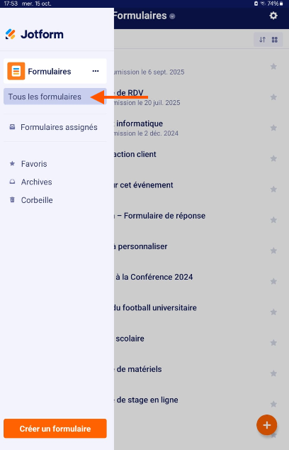Capture d'écran des formulaires dans Jotform Mobile avec une flèche pointant vers Tous les formulaires