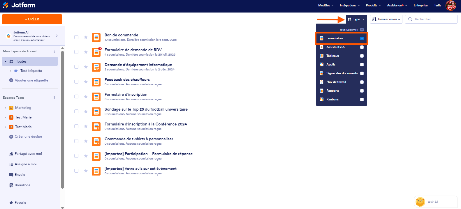 Capture d'écran de la page Mon Espace de Travail avec une flèche vers le bouton Type et un encadré autour de la case cochée Formulaires dans la liste déroulante ouverte