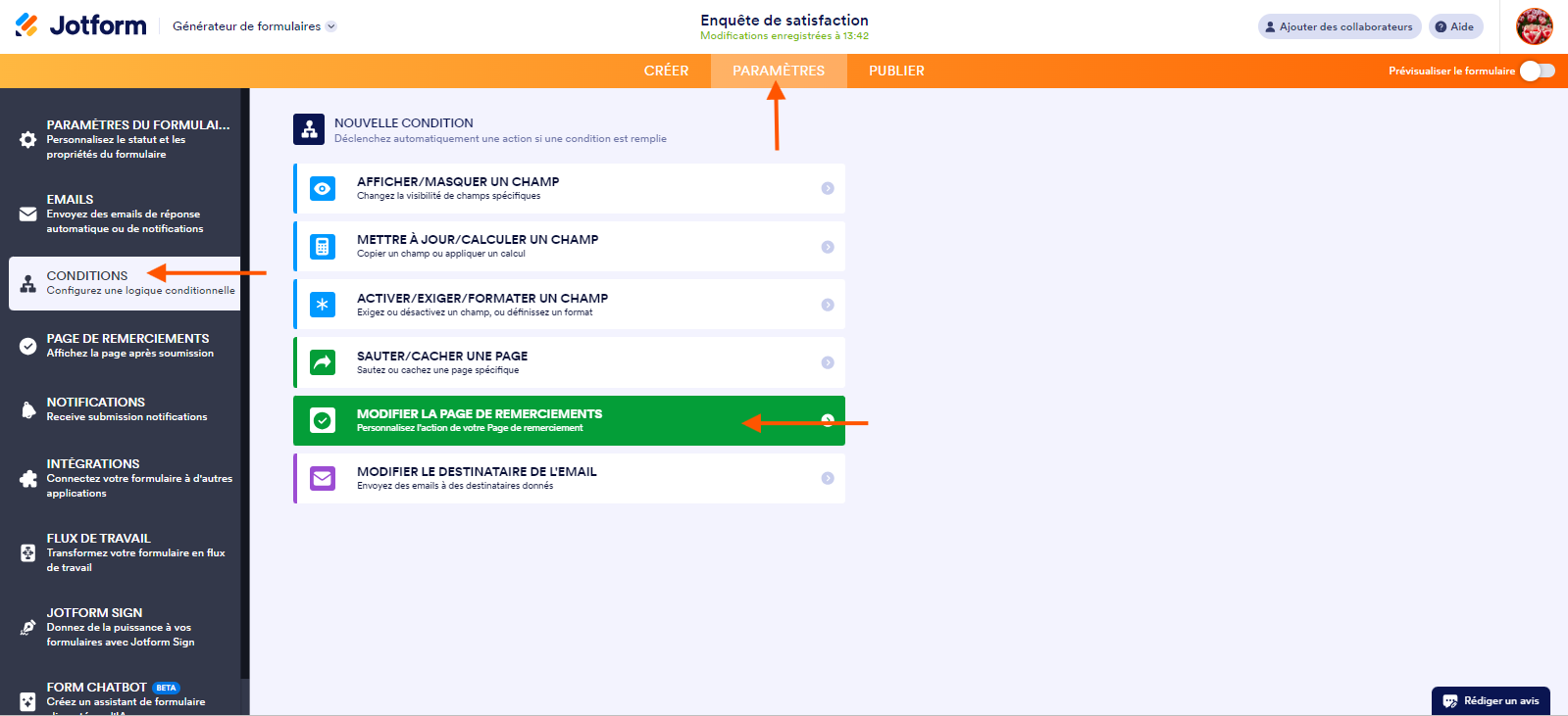 Capture d'écran de l'interface du Générateur de formulaires Jotform avec une flèche pointant vers l'onglet Paramètres en haut, une autre pointant vers Conditions dans le volet de gauche et une troisième pointant vers l'option Modifier la page de remerciements