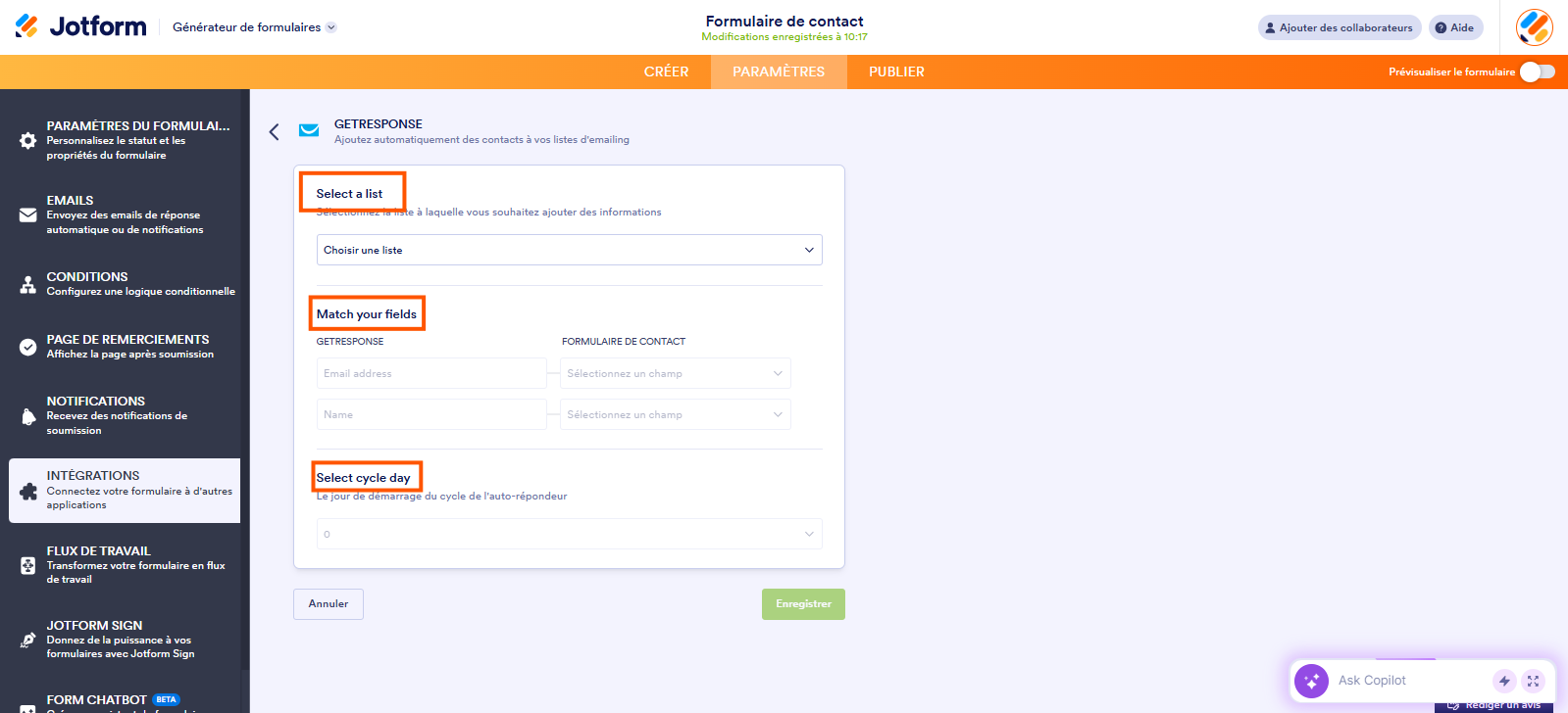Capture d'écran de la fenêtre des paramétrages de l'intégration GetResponse dans le Générateur de formulaires Jotform avec des encadrés autour des sections Sélectionner une liste : choisissez la liste à laquelle vous souhaitez, Faire correspondre vos champs et Sélectionner le jour du cycle