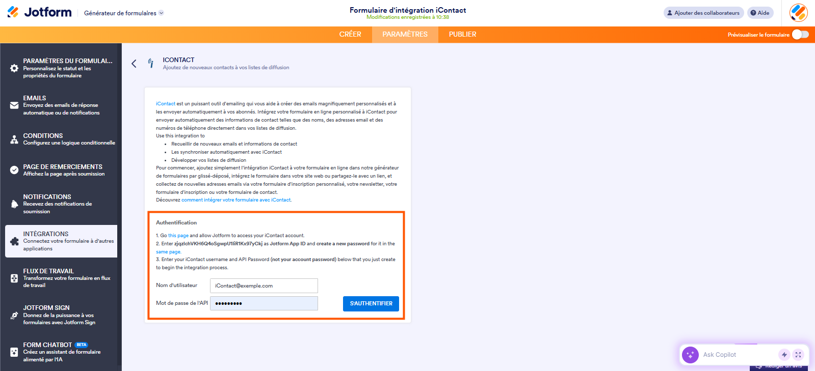 Capture d'écran de la fenêtre d'intégration iContact dans le Générateur de formulaires Jotform avec un encadré autour de l'étape d'authentification