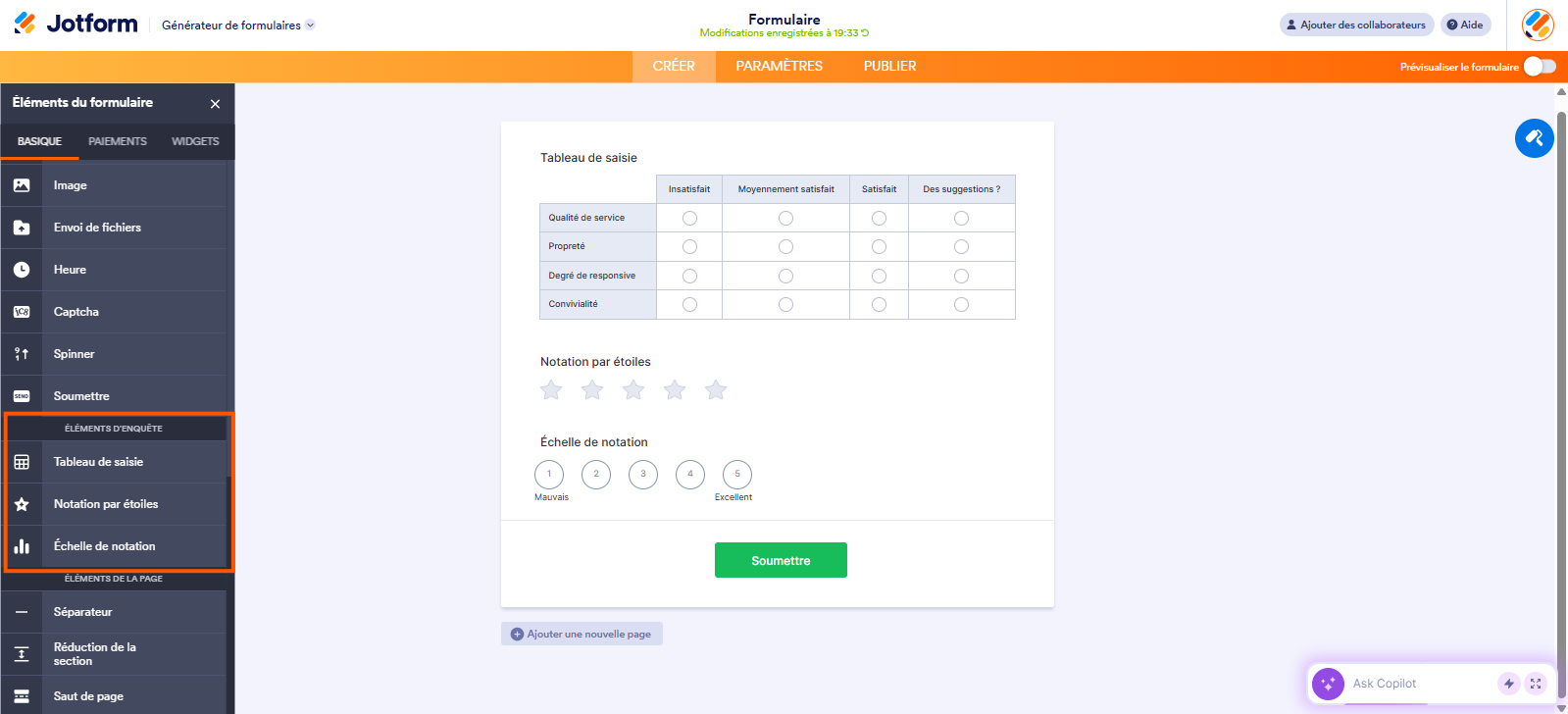 Capture d'écran d'un formulaire dans le Générateur de formulaires Jotform avec des éléments d'enquête : Tableau de saisie, Notation par étoiles, Échelle de notation