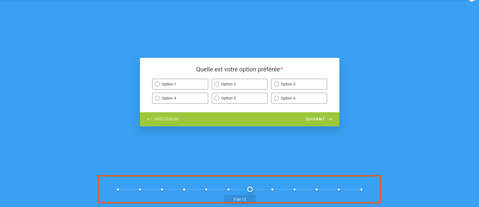Capture d'écran d'un formulaire à cartes Jotform avec la barre de progression en bas encadrée en rouge montrant le nombre de questions complétées sur le nombre total de questions