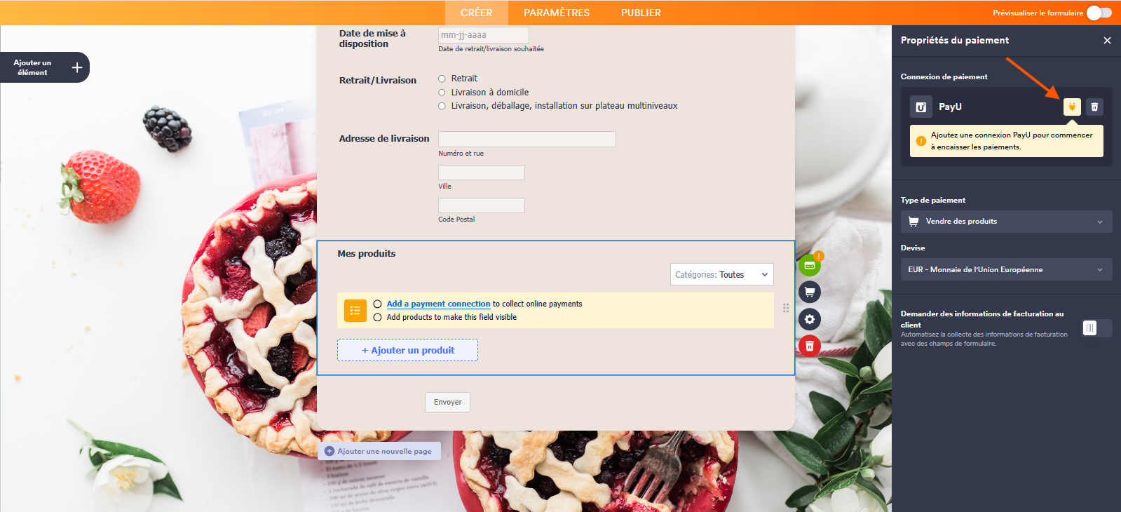 Capture d'écran du volet Propriétés du paiement dans le Générateur de formulaires Jotform avec une flèche vers l'icône de prise de courant