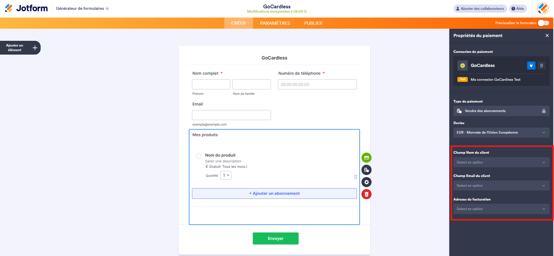 Capture d'écran d'un formulaire avec un élément de paiement GoCardless dans le Générateur de formulaires Jotform avec un encadré autour des sections Champ Nom du client, Champ Email du client et Adresse de facturation