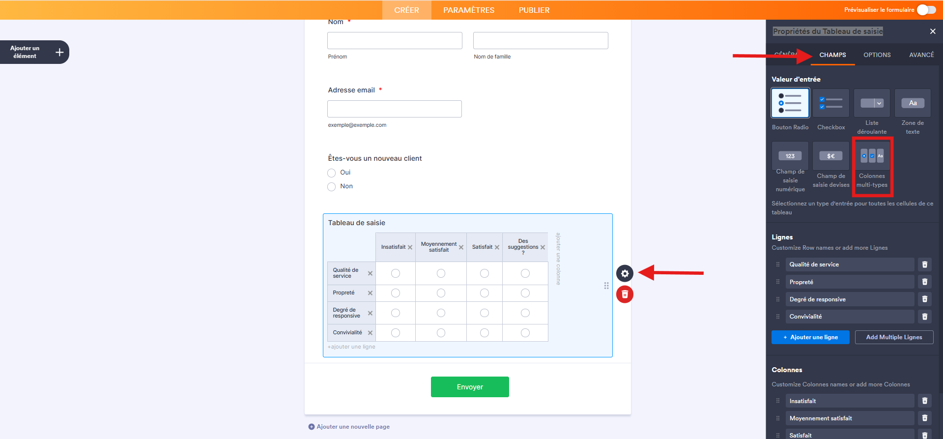 Capture d'écran d'un élément Tableau de saisie dans un formulaire dans le Générateur de formulaires Jotform avec une flèche vers l'icône d'engrenage, une autre vers l'onglet Champs et un encadré autour de l'option Colonne multi-types