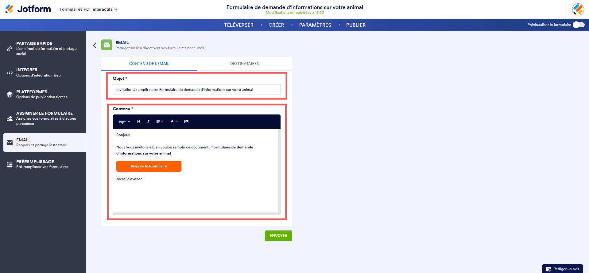 Capture d'écran de la page Email dans le Générateur de Formulaires PDF interactifs Jotform avec un encadré autour de la zone Objet et un autre autour de la zone Contenu