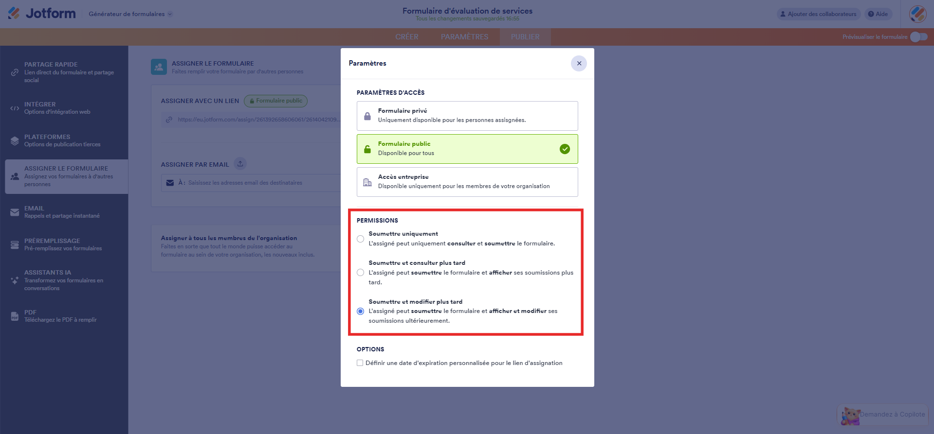 Capture d'écran de la page fenêtre Paramètres dans le Générateur de formulaires Jotform avec un encadré autour de la section Permissions